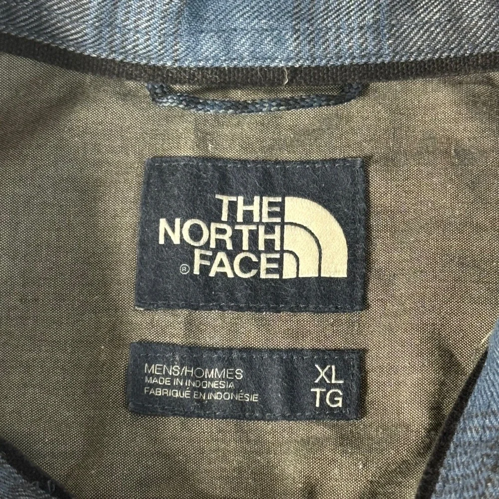 The North Face ThermoCore Flannel Blue Plaid Shirt XL with Secure Travel Pocket